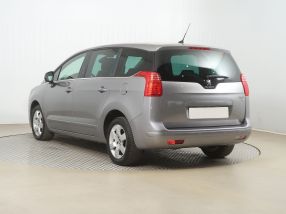 Peugeot 5008 - 2013