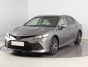Toyota Camry - 2021