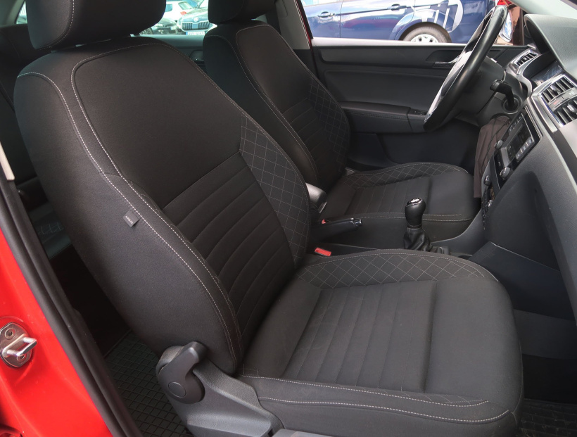 Škoda Rapid Spaceback, 2016
