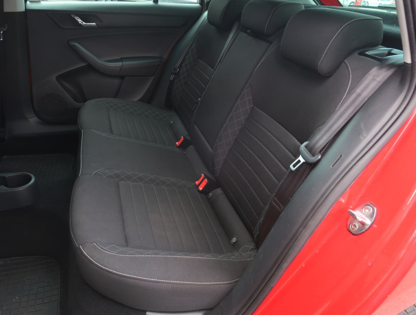 Škoda Rapid Spaceback, 2016