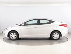 Hyundai Elantra - 2011