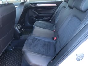 Volkswagen Passat - 2017