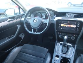 Volkswagen Passat - 2017