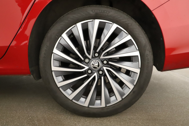 Škoda Superb - 2024