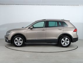Volkswagen Tiguan - 2017