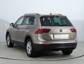 Volkswagen Tiguan - 2017