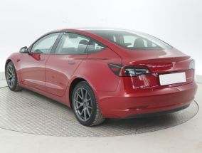 Tesla Model 3 - 2021