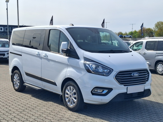 Ford Tourneo Custom 2023