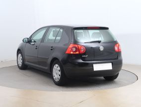Volkswagen Golf - 2005