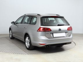 Volkswagen Golf - 2017