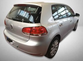 Volkswagen Golf - 2009