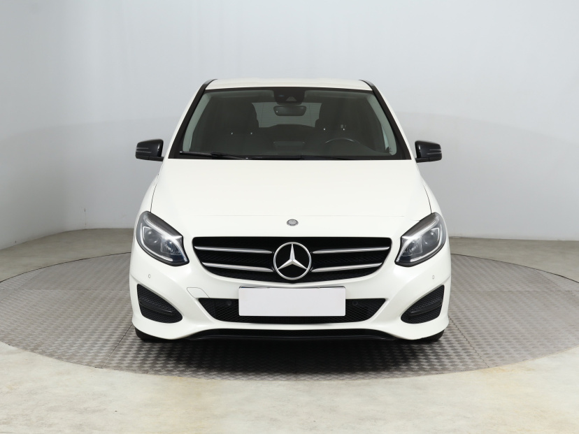 Mercedes-Benz B, 2015