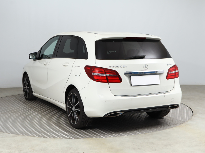 Mercedes-Benz B, 2015