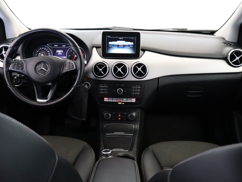 Mercedes-Benz B, 2015