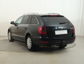 Skoda Superb - 2011