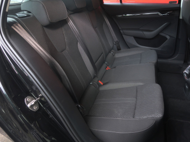 Škoda Octavia - 2024