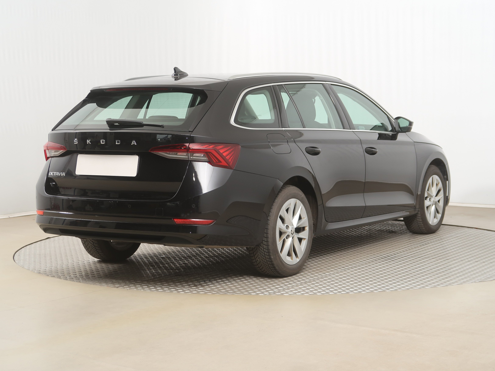 Škoda Octavia - 2024