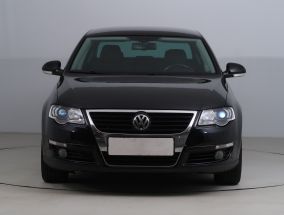 Volkswagen Passat - 2010