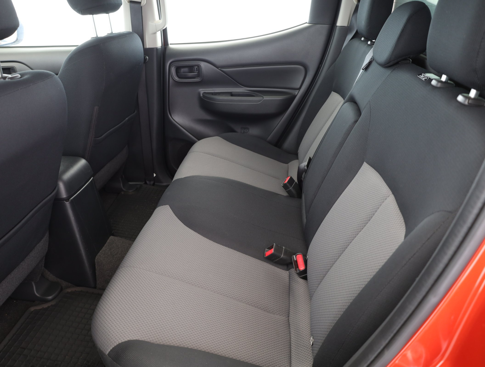 Mitsubishi L200 - 2021