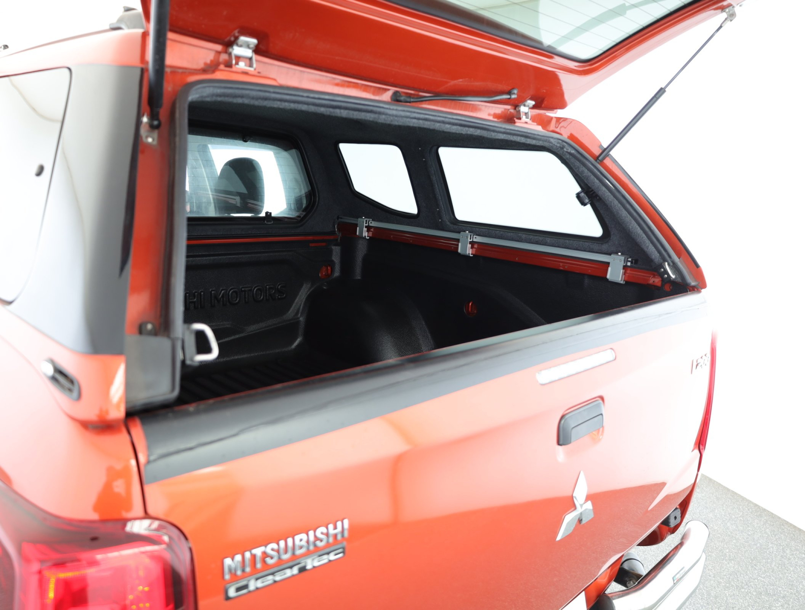 Mitsubishi L200 - 2021