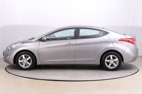Hyundai Elantra - 2011