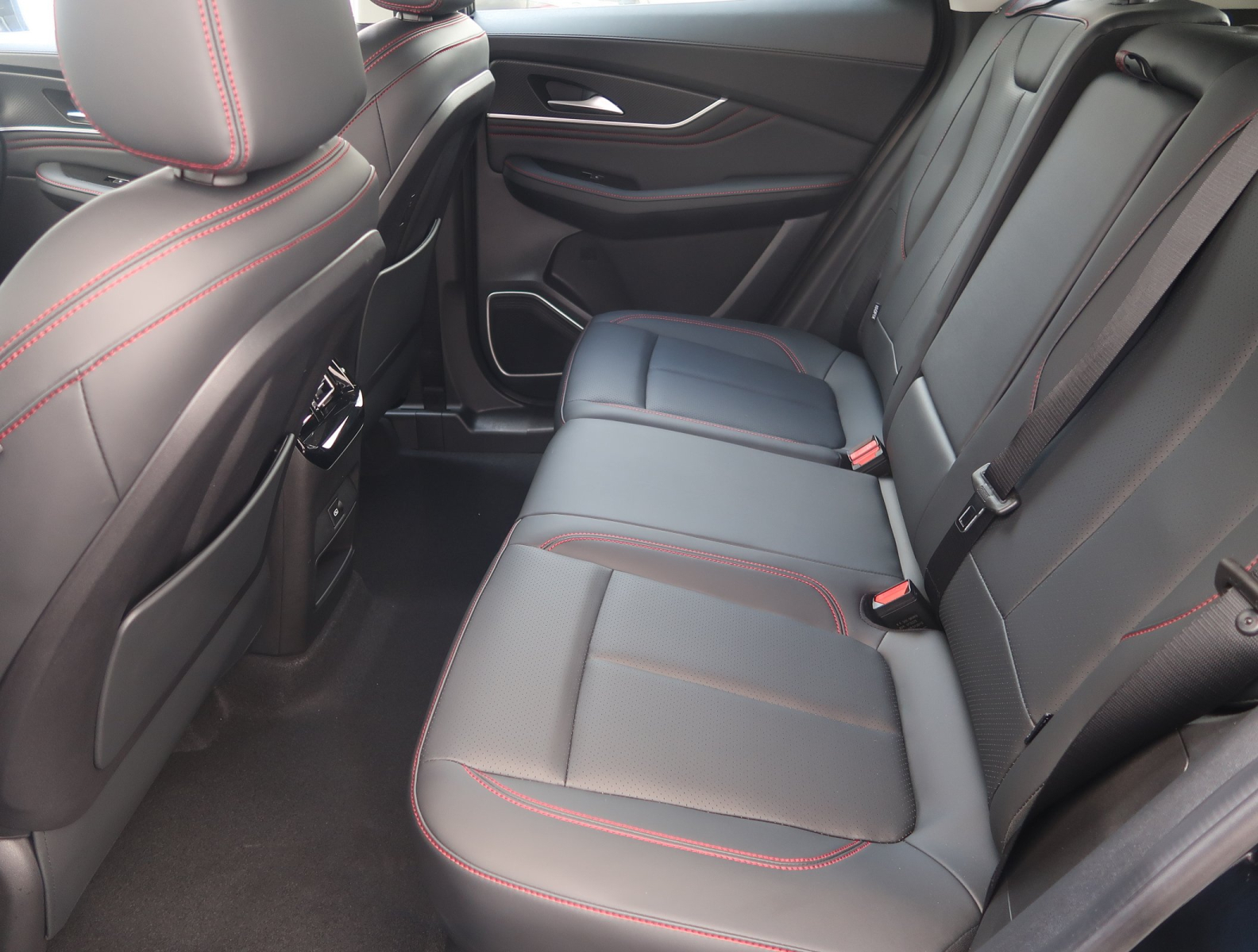 Dongfeng Forthing T5 EVO - 2026