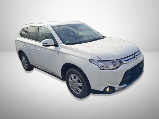 Mitsubishi Outlander 2015