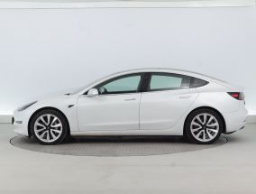 Tesla Model 3 - 2020