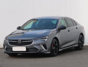 Opel Insignia - 2021