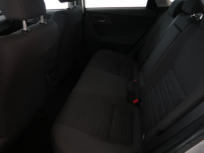 Toyota Auris, 2016