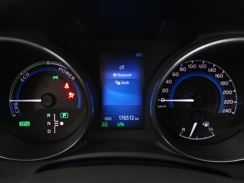 Toyota Auris, 2016