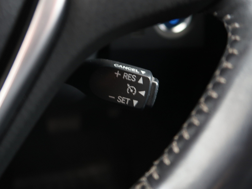 Toyota Auris, 2016