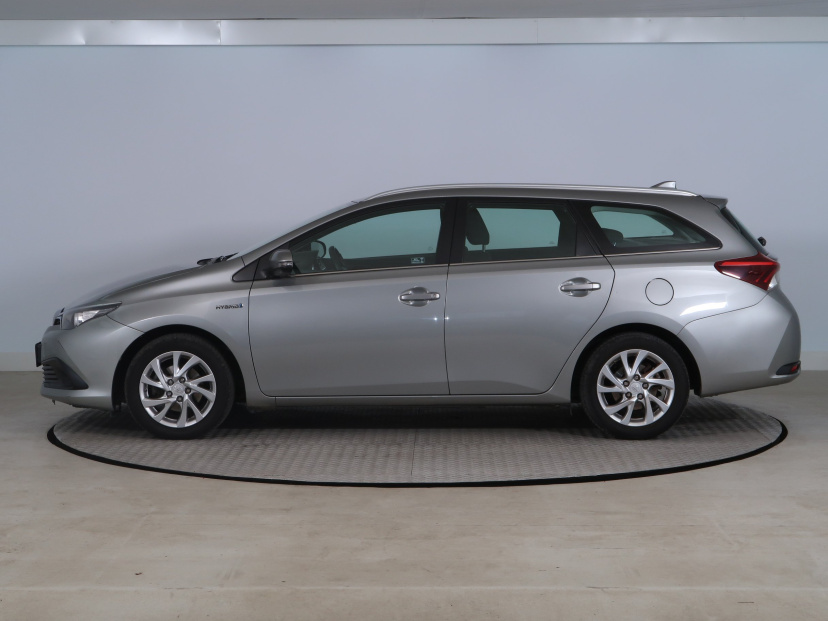 Toyota Auris, 2016
