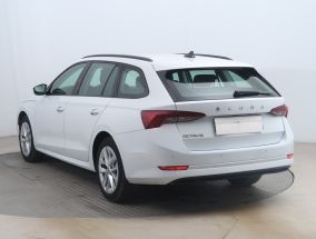 Škoda Octavia - 2023