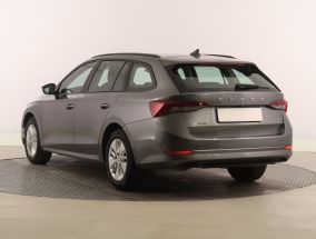 Škoda Octavia - 2024