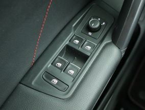 Volkswagen Tiguan - 2021