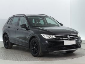 Volkswagen Tiguan - 2021