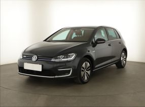 Volkswagen e-Golf - 2021