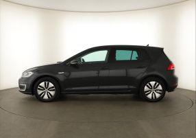 Volkswagen e-Golf - 2021
