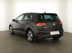 Volkswagen e-Golf - 2021