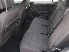 Volkswagen Tiguan Allspace - 2021