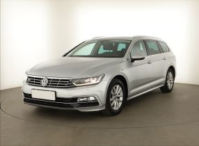Volkswagen Passat - 2016