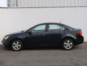 Chevrolet Cruze - 2011