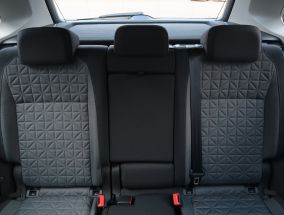 Volkswagen Tiguan - 2021