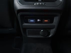 Volkswagen Tiguan - 2021