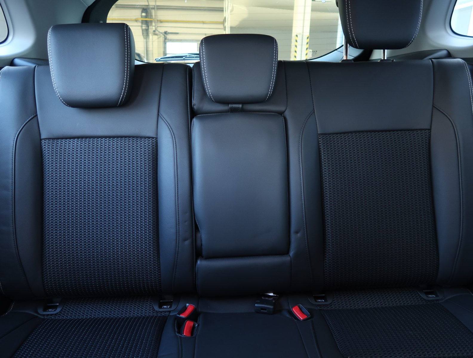 Suzuki SX4 S-Cross - 2025