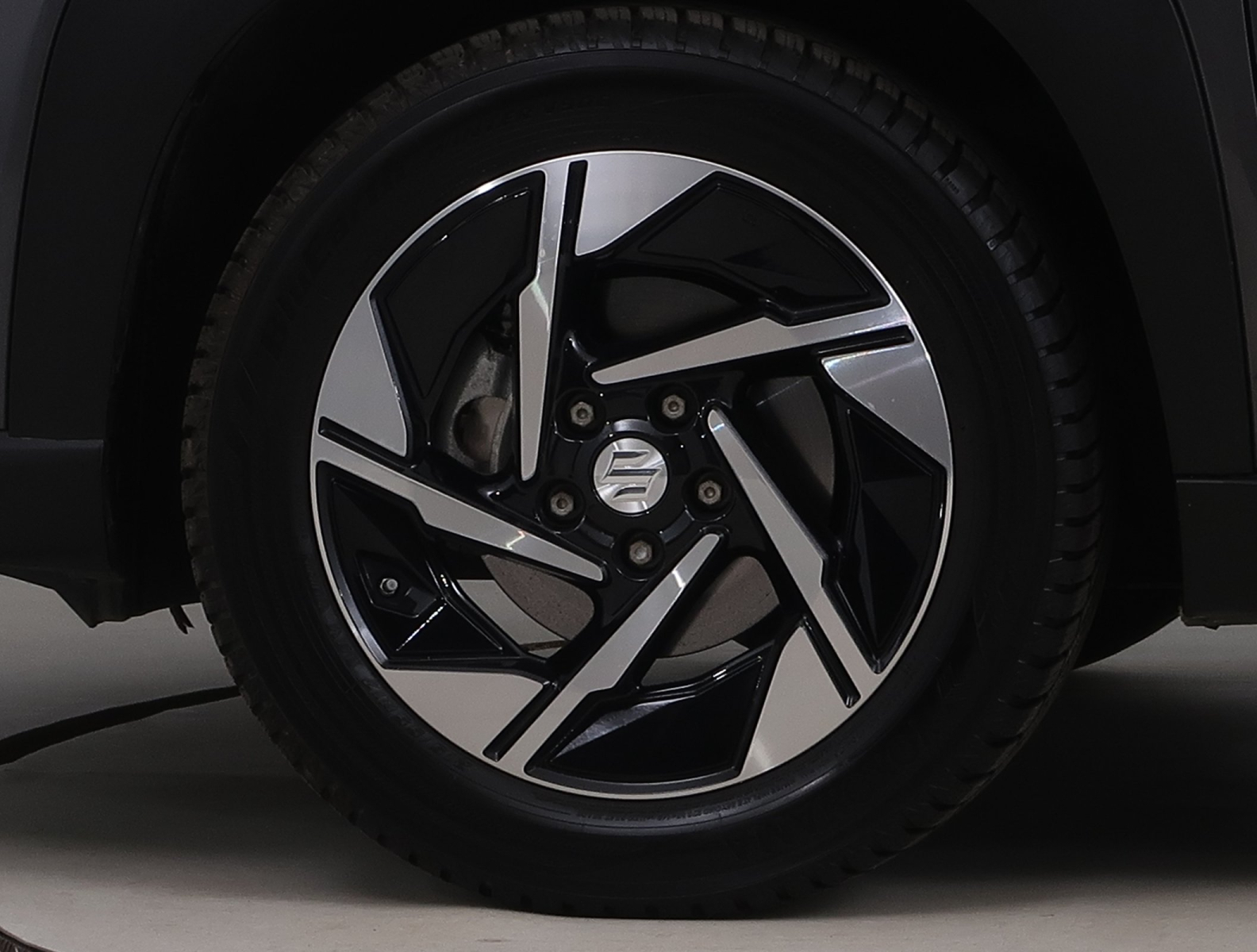 Suzuki SX4 S-Cross - 2025