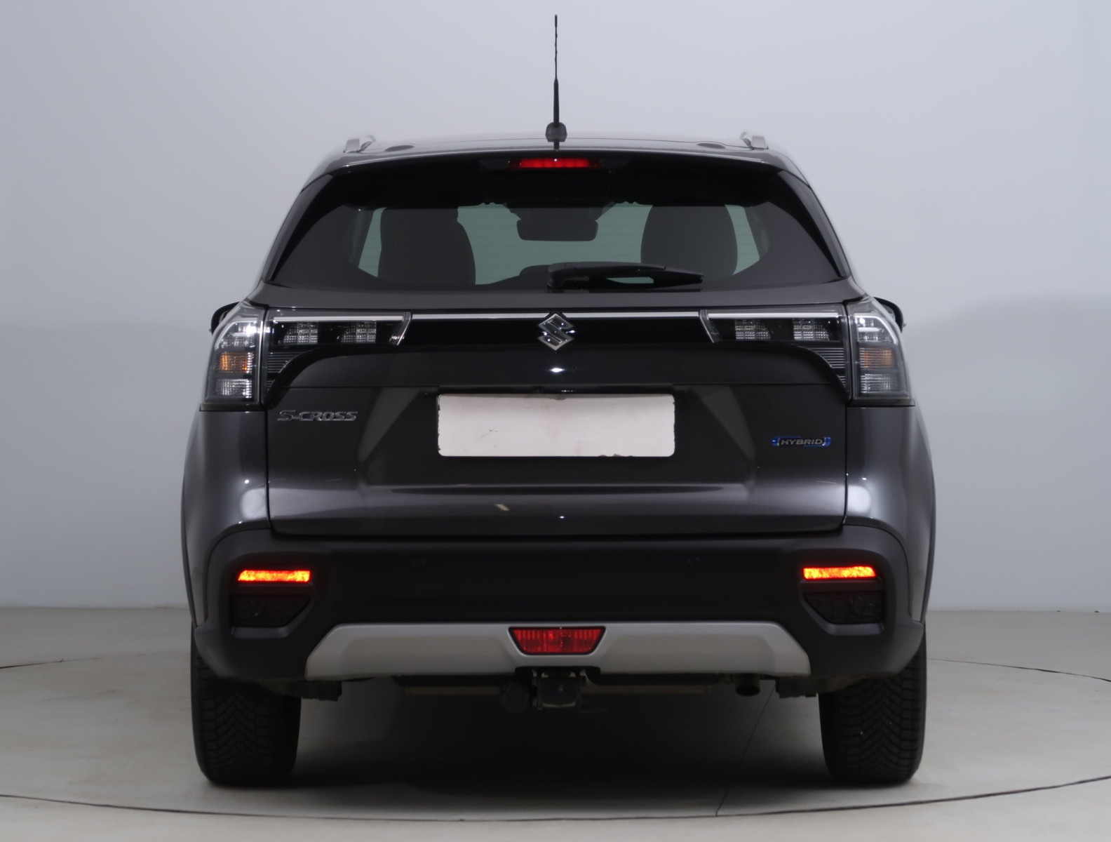 Suzuki SX4 S-Cross - 2025