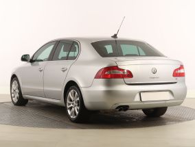 Škoda Superb - 2008