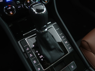 Škoda Superb - 2023